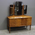 971 5107 DRESSING TABLE